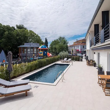 Lägenhet Curicta Design Krk Town