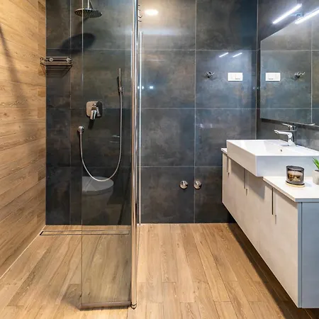 Curicta Design *