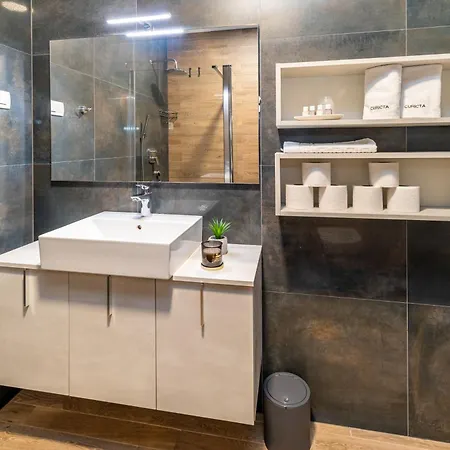 Curicta Design