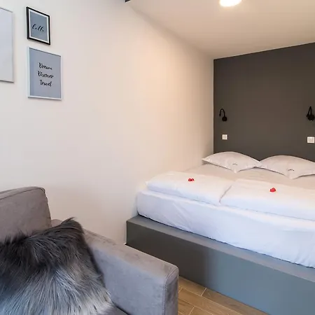 Apartment Curicta Design
